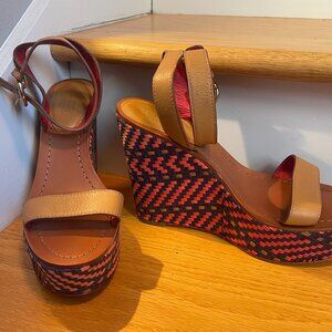 Coach Platform Sandals | Size 8.5 | Fun design!!